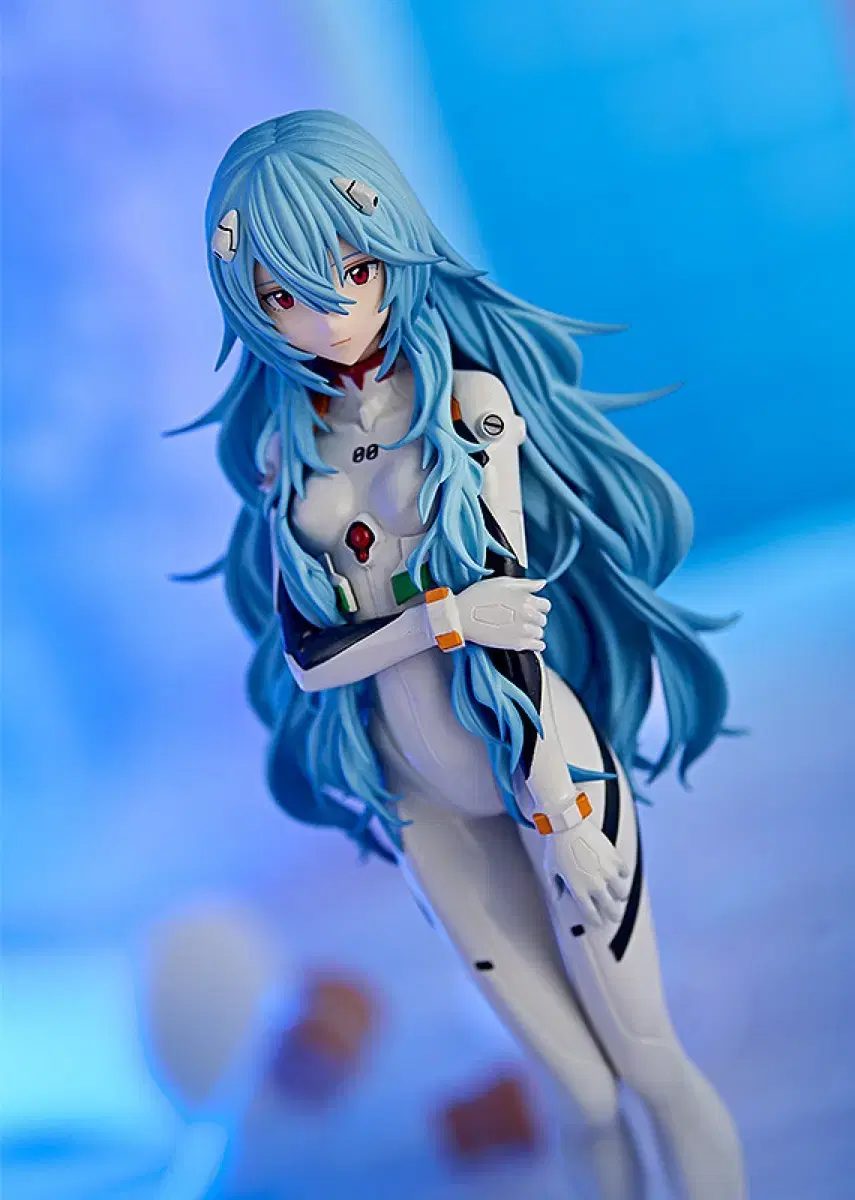 lay, a long-haired Evangelion figure, is sold at the pop-up parade.