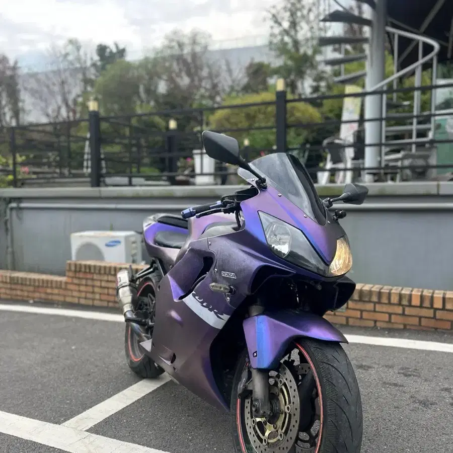 혼다 CBR600F4i (2003)