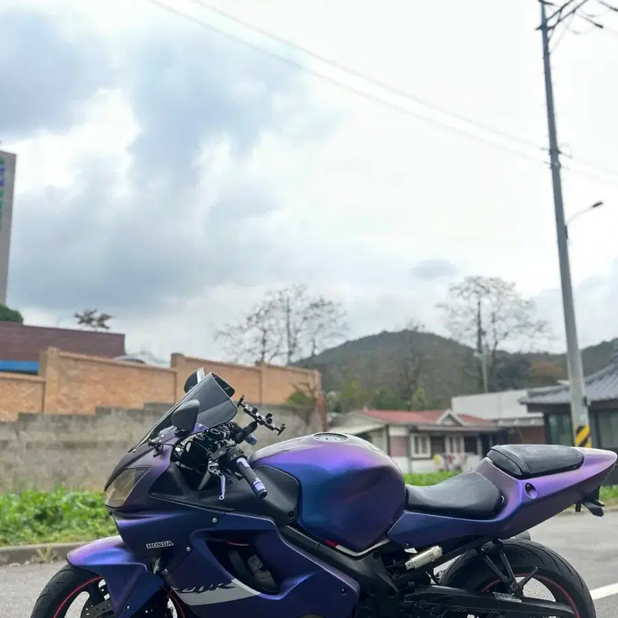 혼다 CBR600F4i (2003)