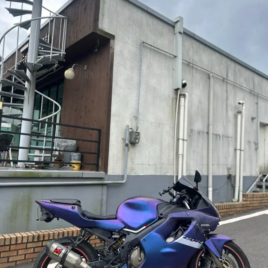 혼다 CBR600F4i (2003)