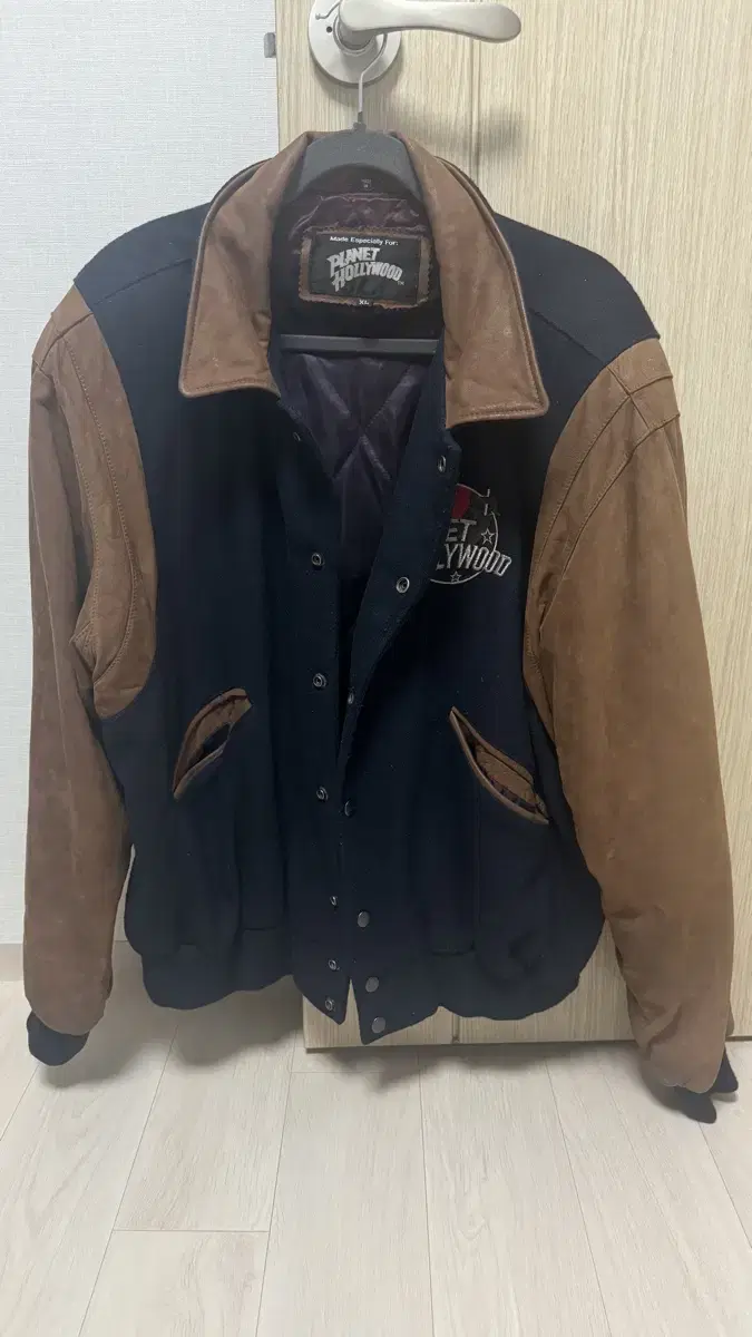 Planet Hollywood Varsity Jacket XL