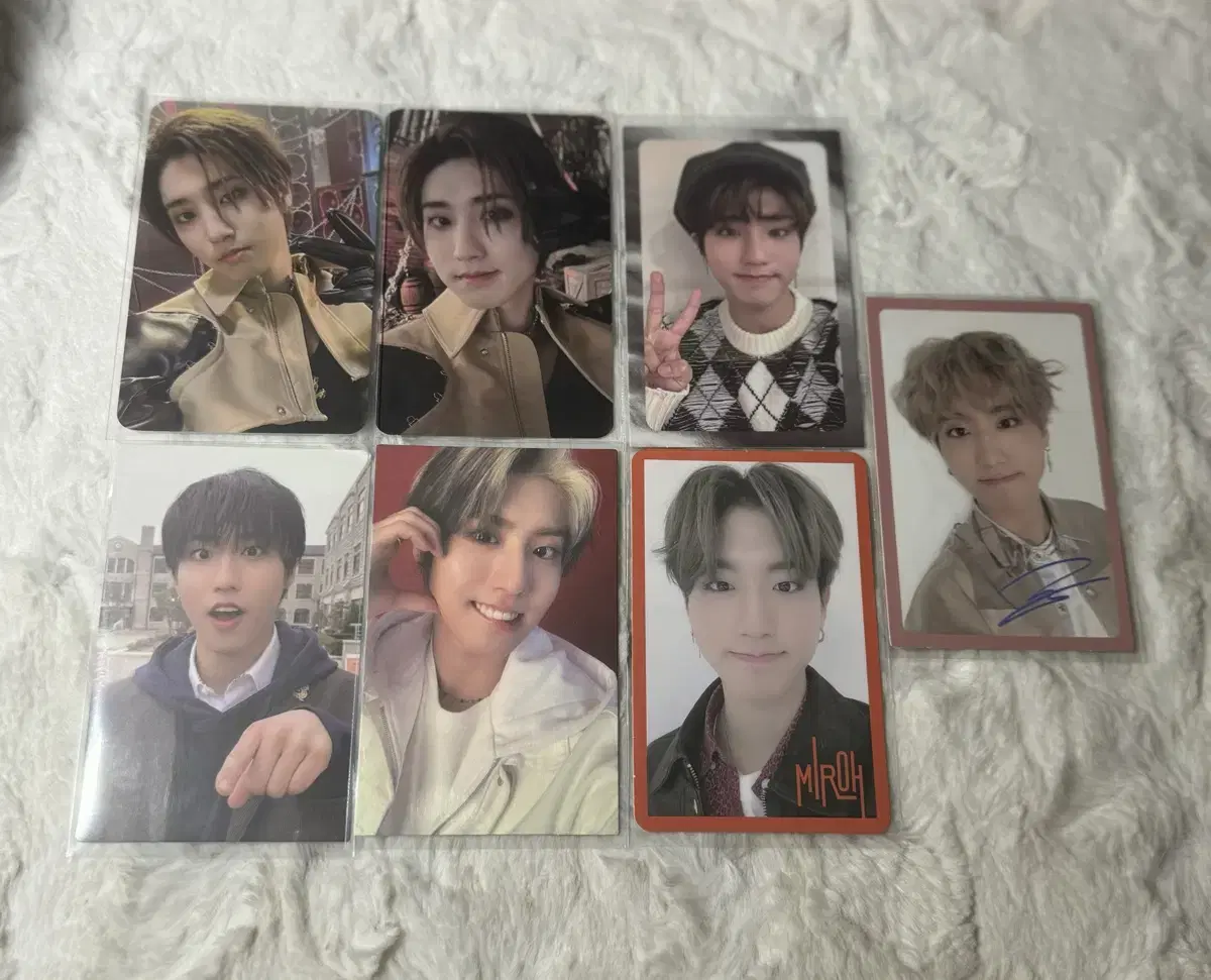 Today only)Han jisung unreleased photocard Bulk wts applemusic musicplant KakaoTalk with muu/skz buncheol