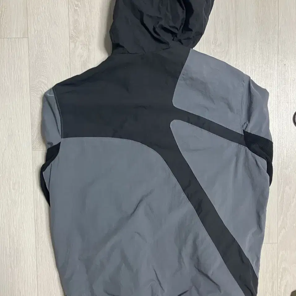 TCM slit windstopper jacket 더콜디스트모먼트