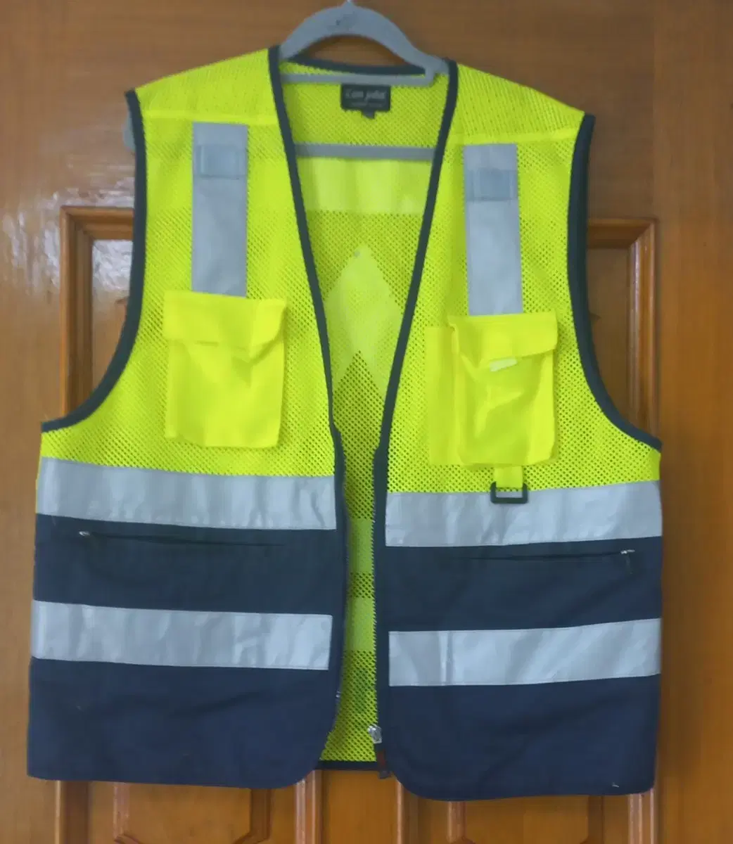 Safety fluorescent vest