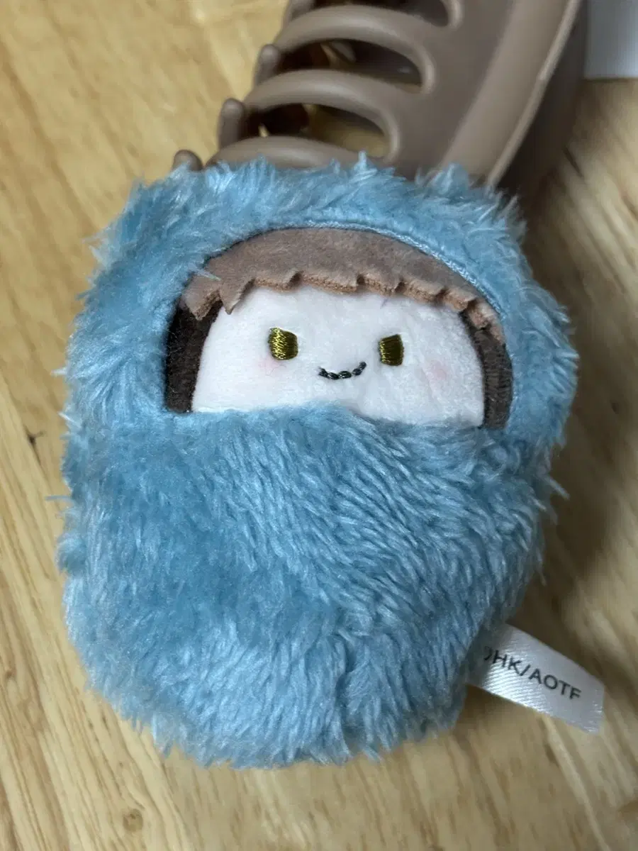 Jean Kirstein sister of the giant of jin doll kurumitapi keyring