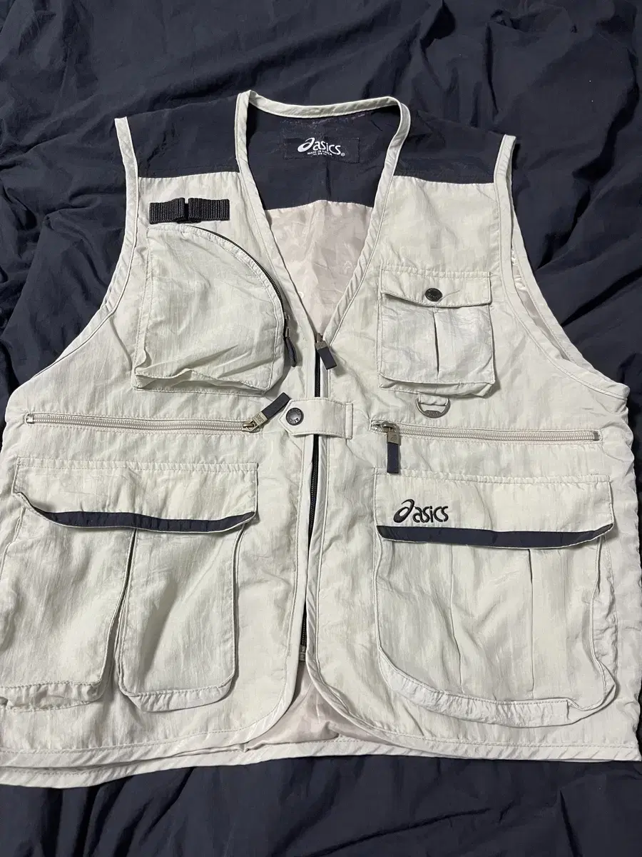 Asics Utility Vest