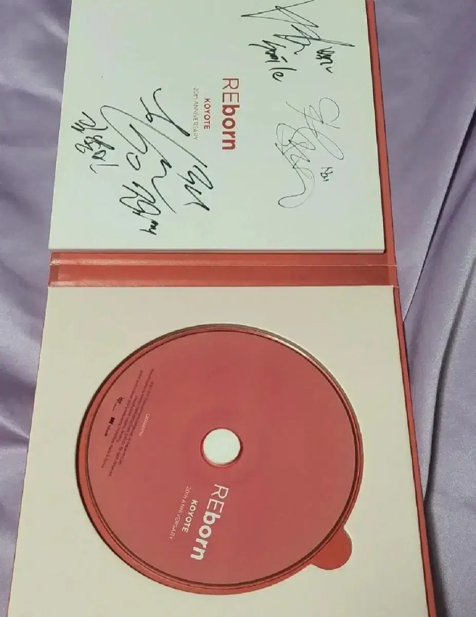 Koyotae (B.Mae)20th Anniversary Album Signed by the artist