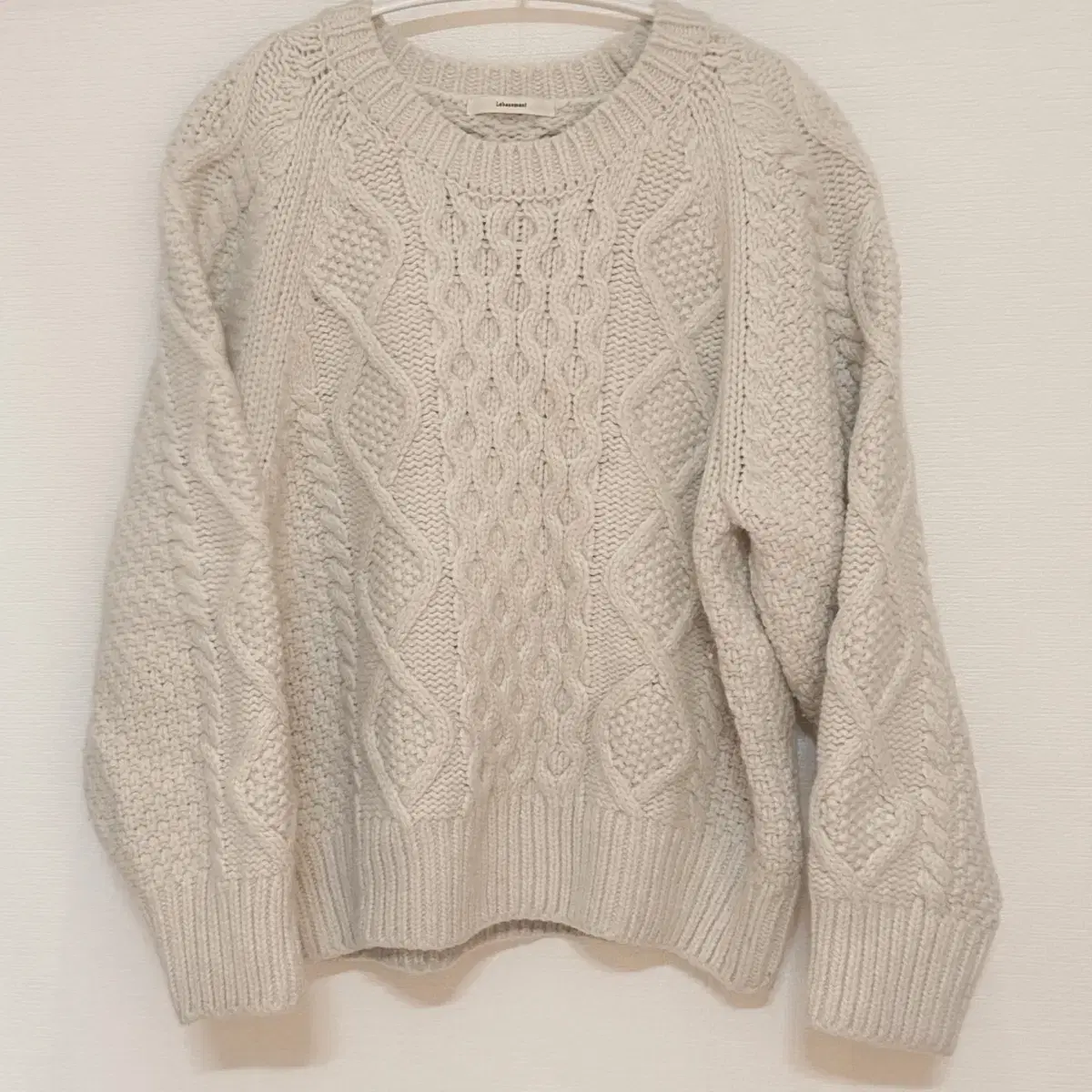 르베이스먼트 lebasement wool cable knit