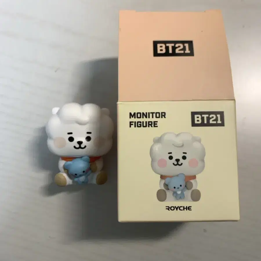 BT21 베이비 알제이 모니터 피규어 방탄