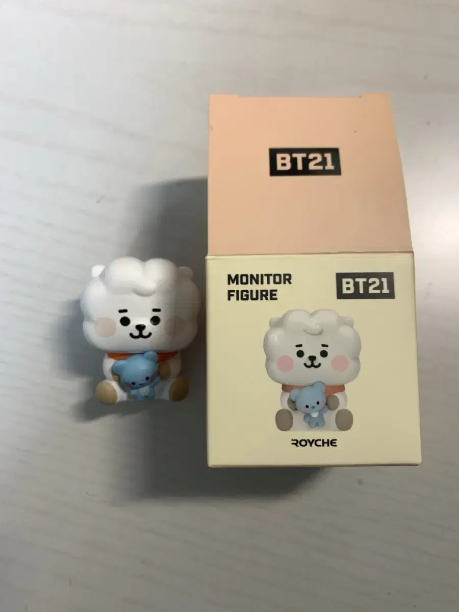 BT21 베이비 알제이 모니터 피규어 방탄