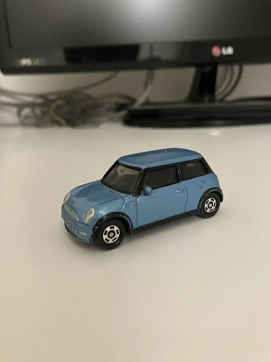 (Discontinued Tomica) Tomica Mini Cooper NO.43