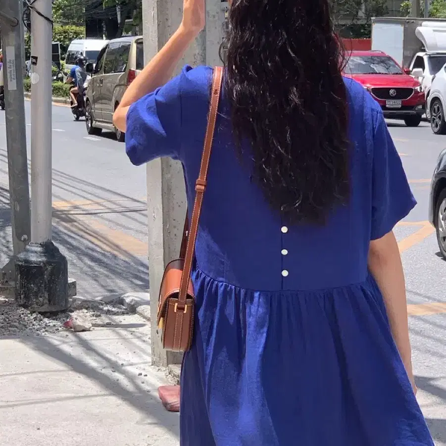 제주그꽃 deep blue linen dress