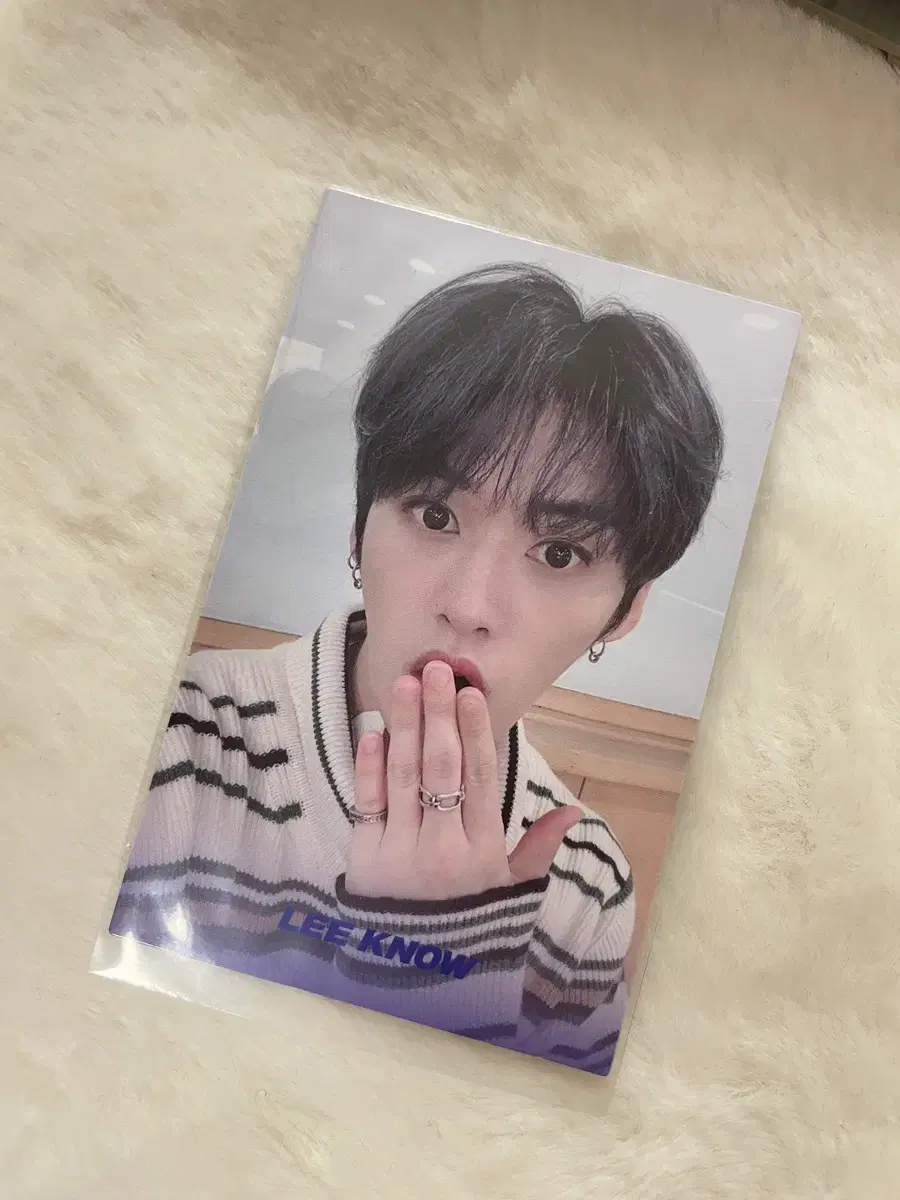 Straykids lee know photocard (LEVANTER)