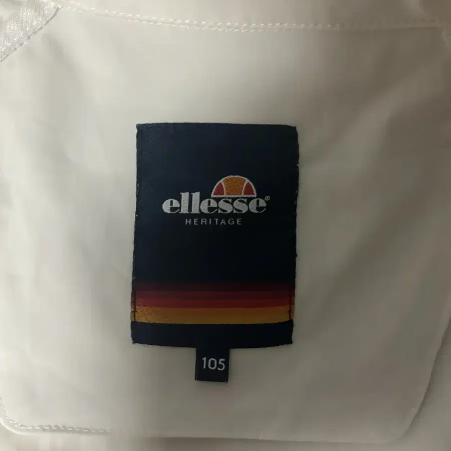 ellesse 바람막이