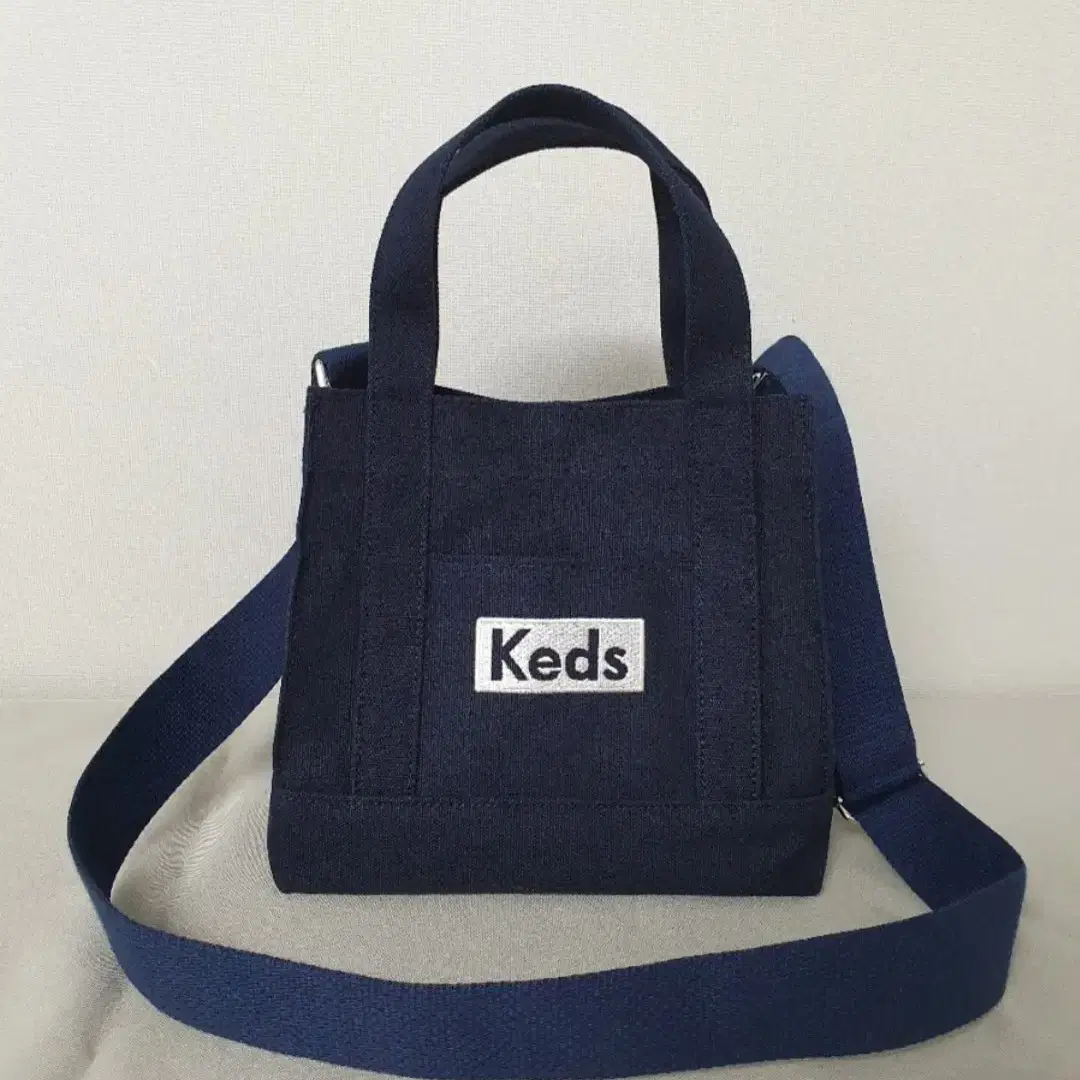 정품)Keds (케즈) 가방(투웨이 미니백) 상태깨끗