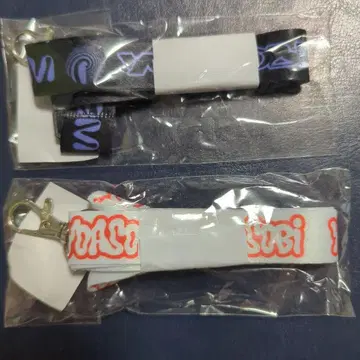 YOASOBI 초현실 가챠가챠 넥스트랩 화이트 블랙 2개 세트 가챠가챠