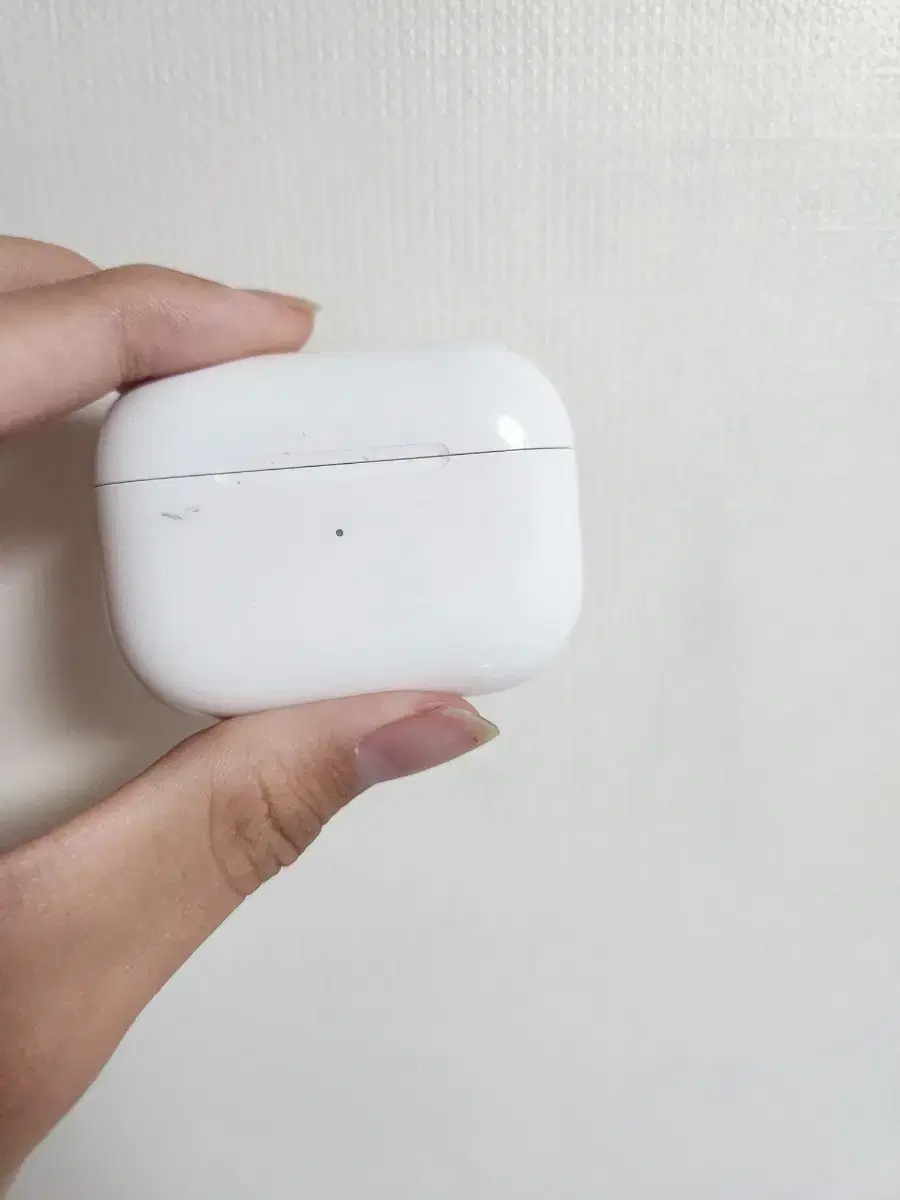 AirPods Pro 1 main unit