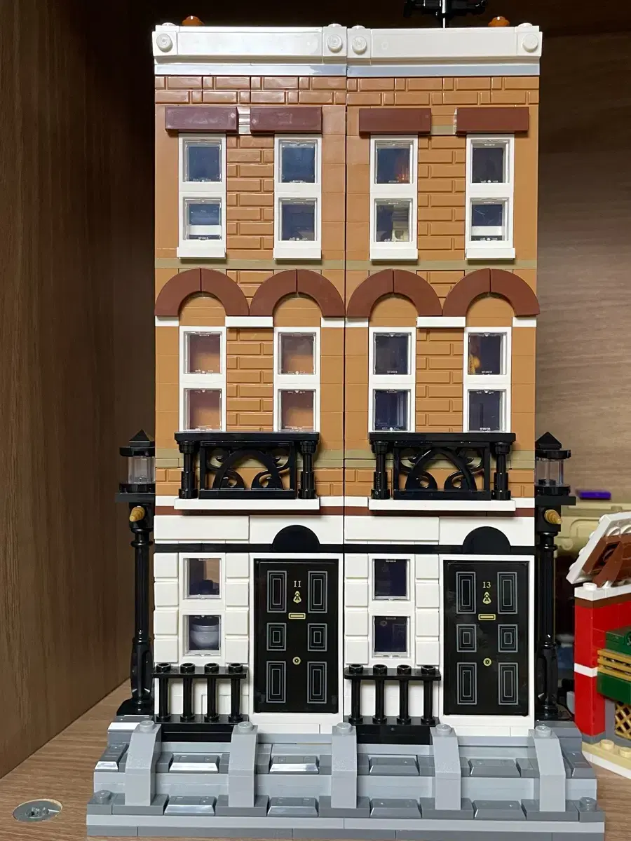 LEGO 76408 Harry Potter Grimmauld Place 12