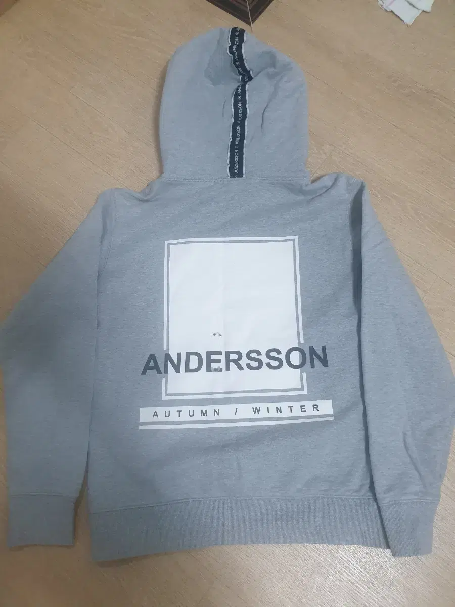 [Unused] Anderson Belle Hoodie