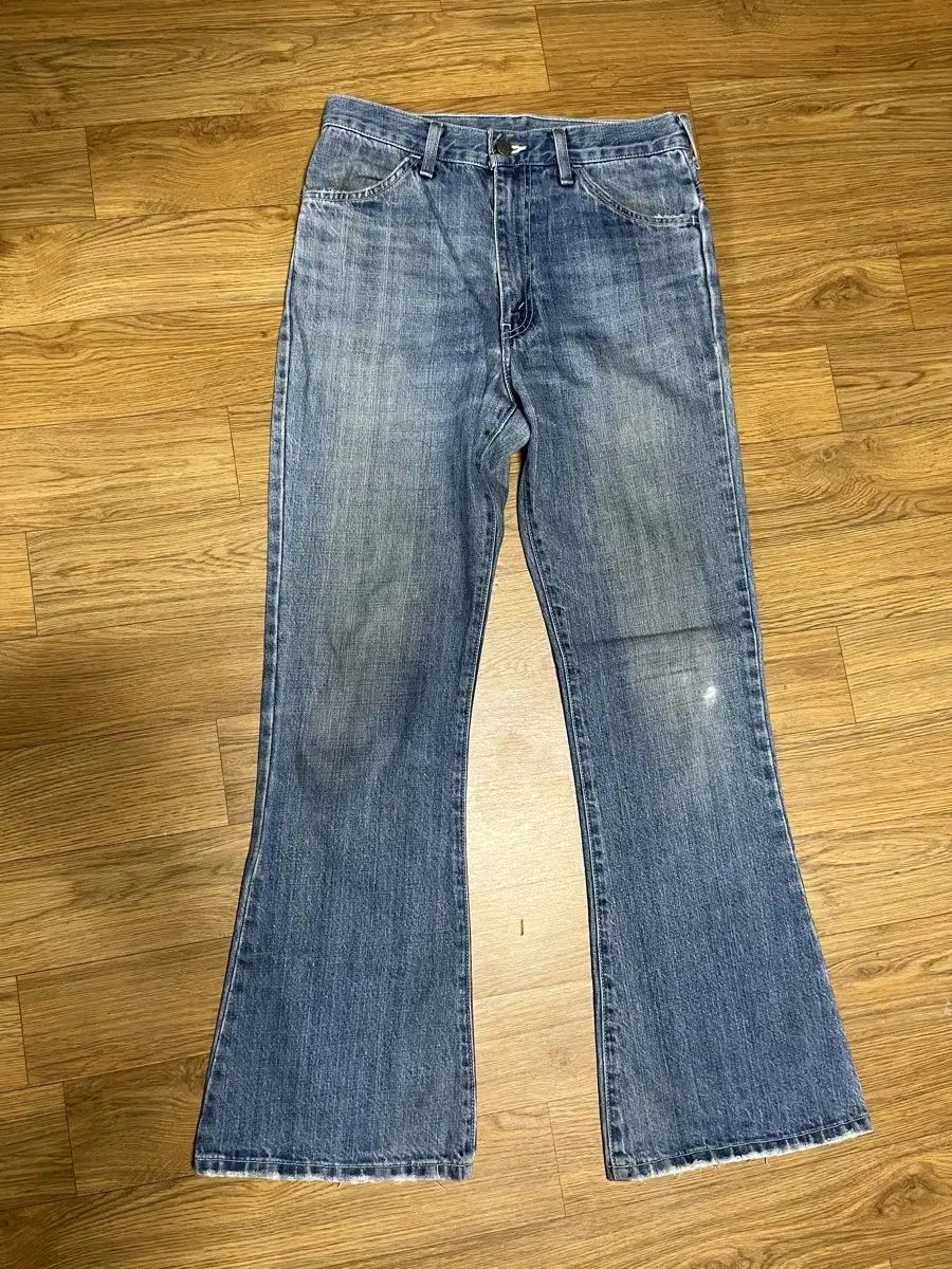 Encore Levi's 646 Belle Bottom 30