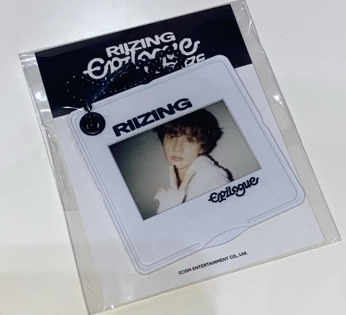 Rize pop up slides keyring chanyoung chan