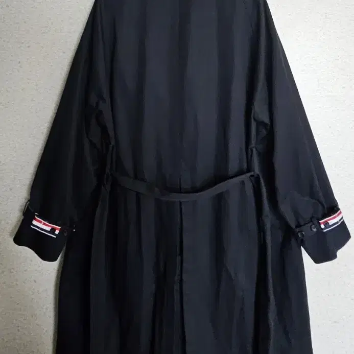 주카스페이스 raglan robe 트렌치 코트 톰브라운 버버리