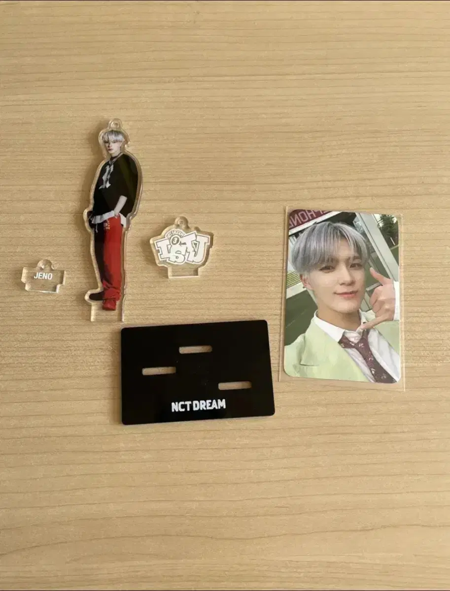 Rush! nct Dream jeno Itty Bitty acrylic Stand