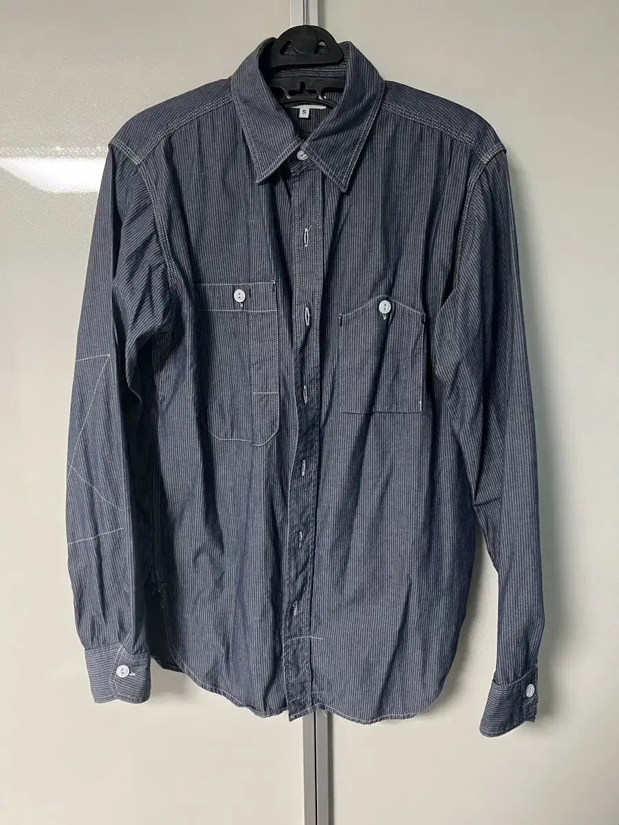 Engineered chambray work shirt size S