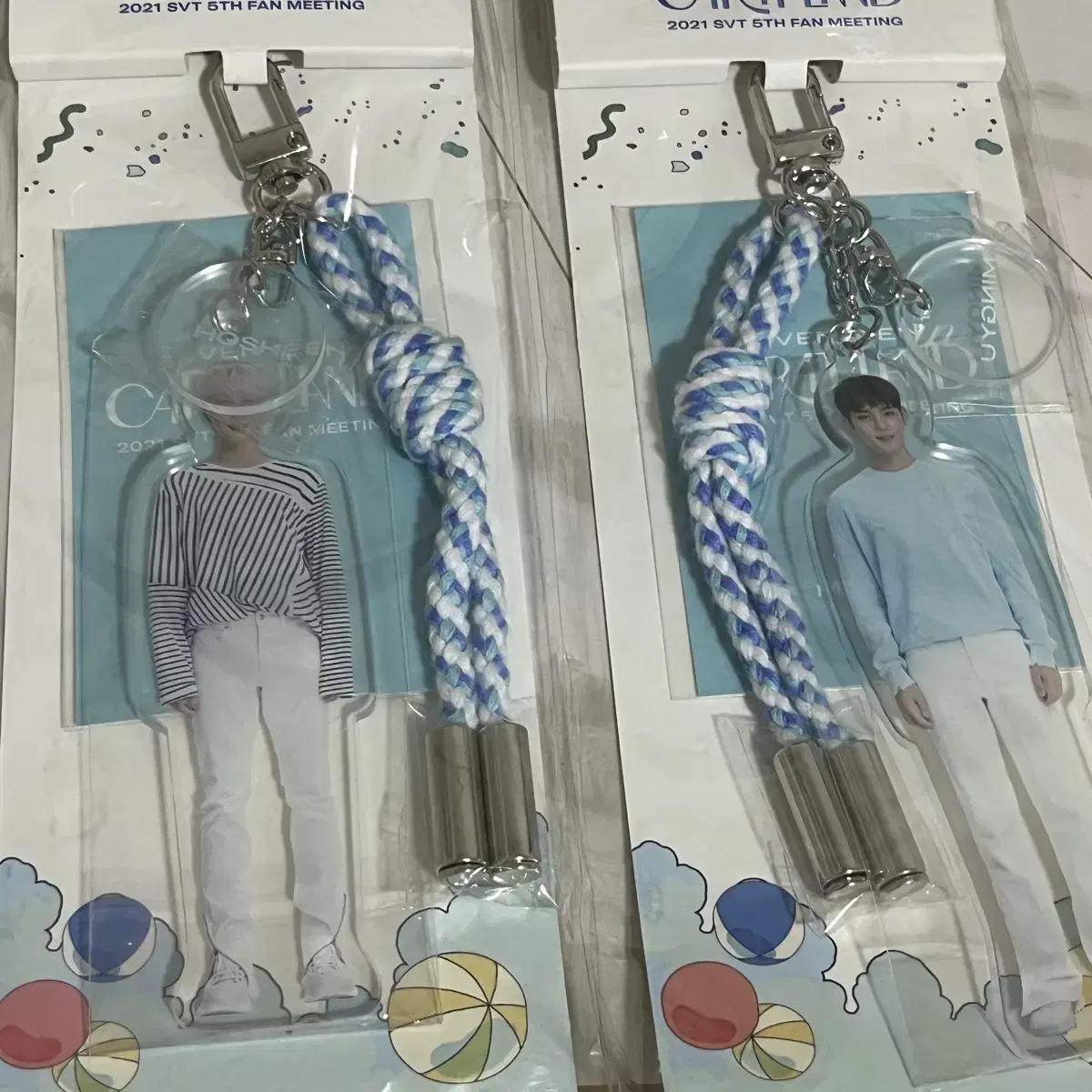 Seventeen hoshi mingyu 21Caran acrylic keyring