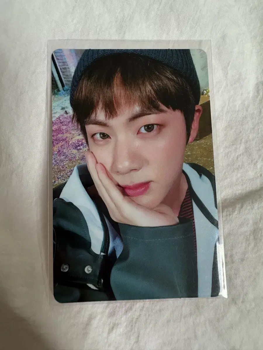 Seokjin photocard on a bom day