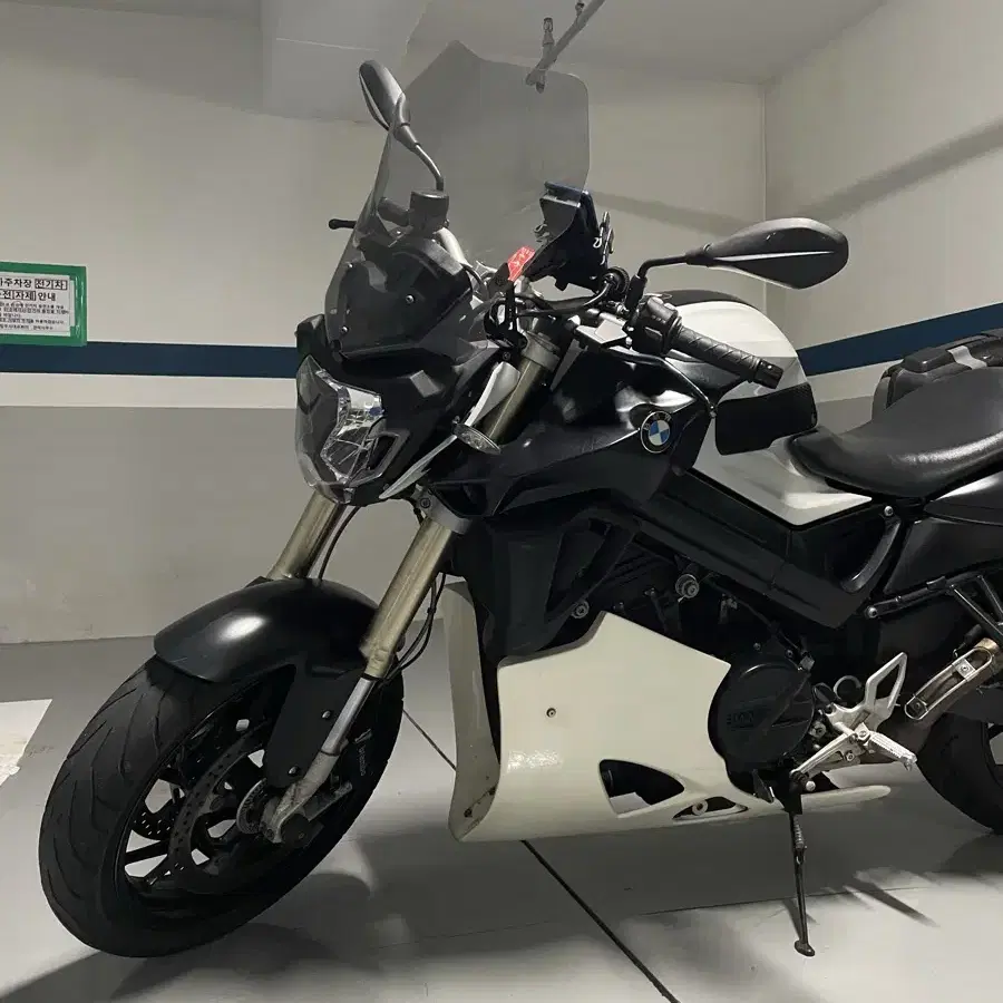 2015 BMW F800R