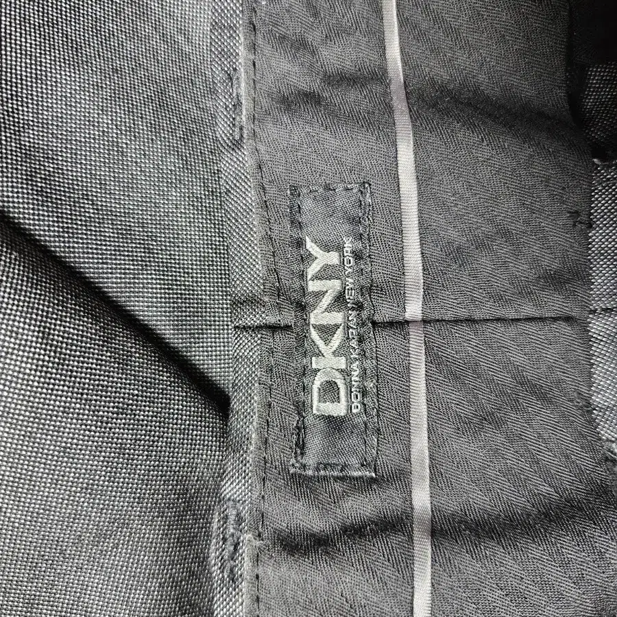 DKNY 정장 세트