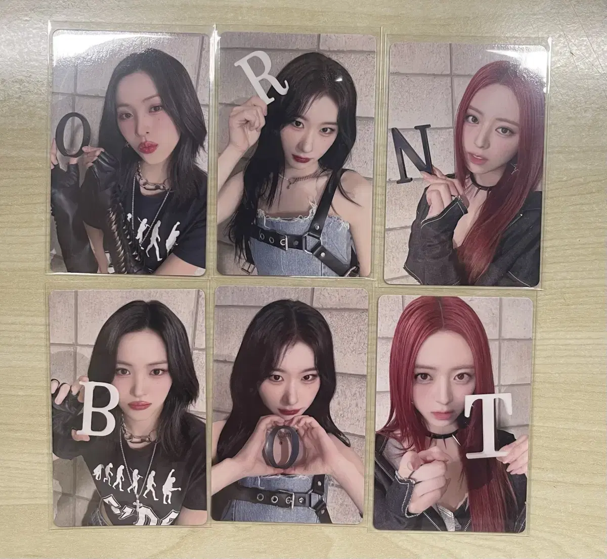 Itzy Bontubi Japanese concert online kuzi ryujin chaeryeong yuna photocard wts.