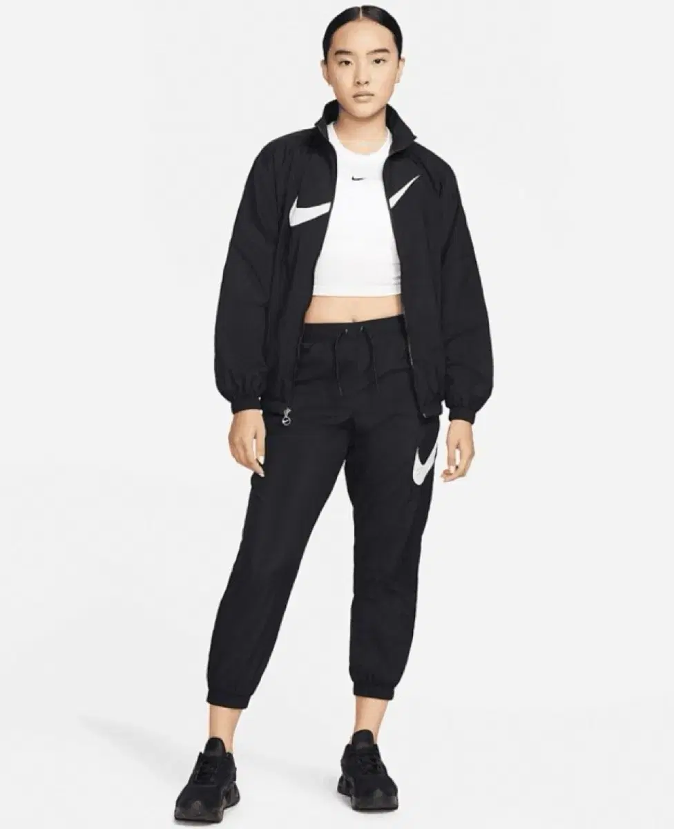 Nike Mid-Rise Pants Black L