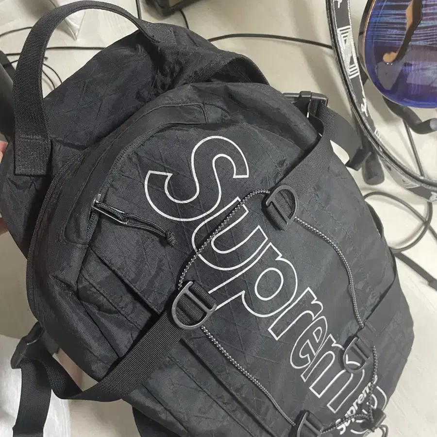 Supreme 18fw backpack black