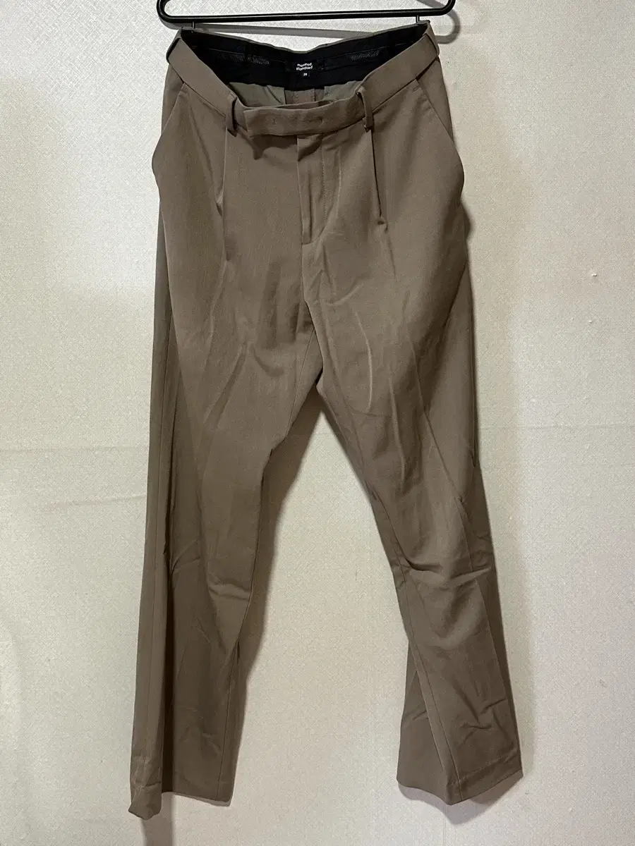 Plain Wide Hidden Banding Slacks