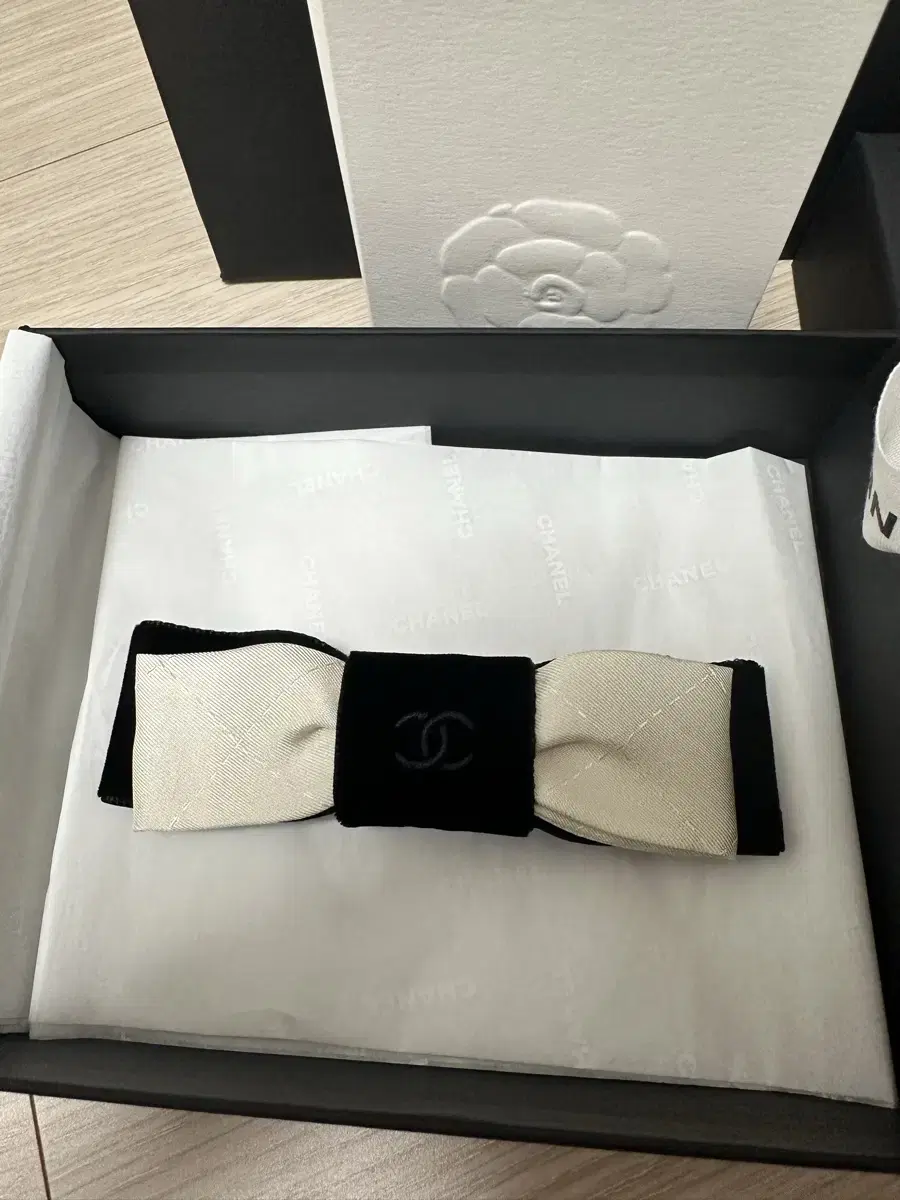 Chanel Embroidered Logo Ribbon Hairpin Velvet/Silk New