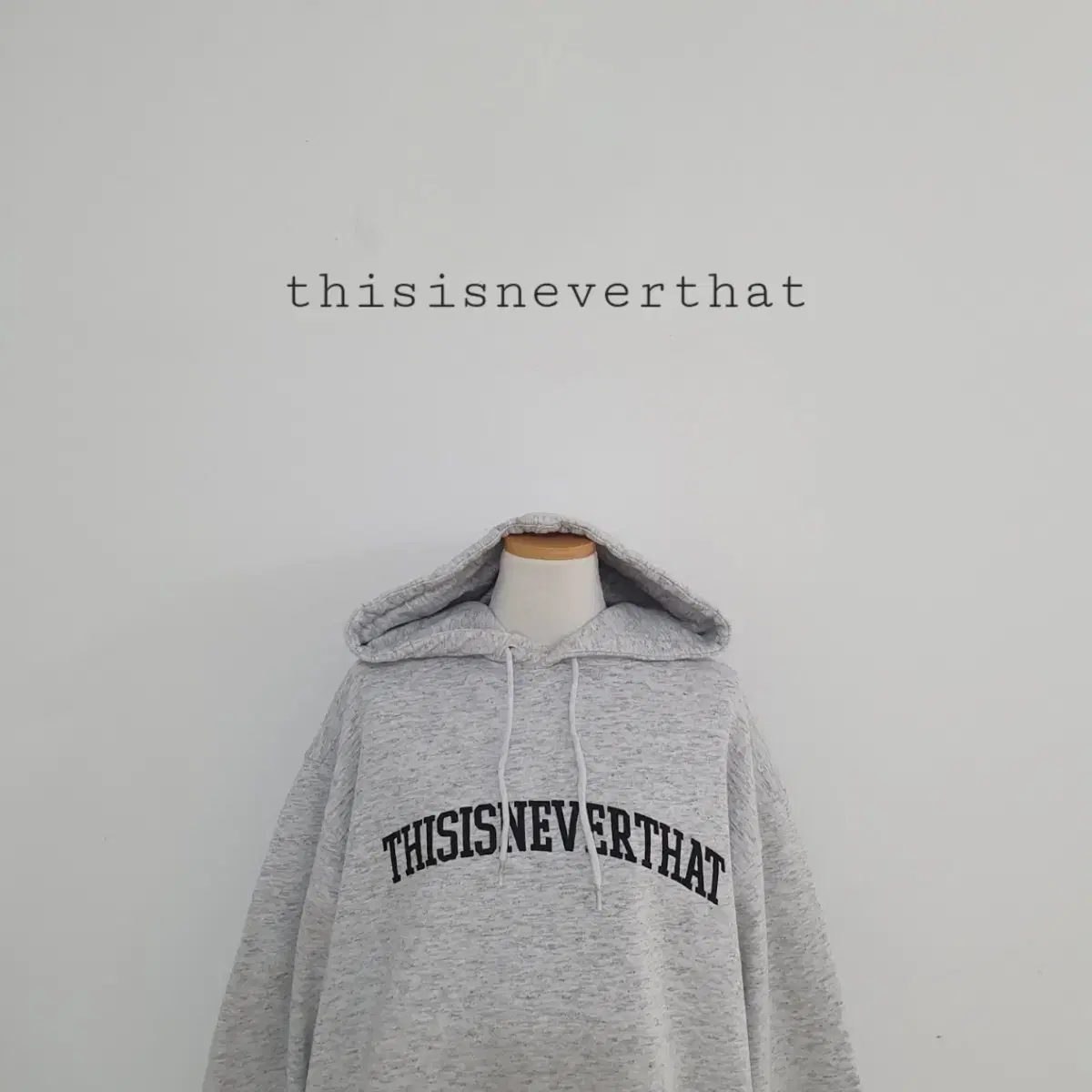 No.24110912 This Is Never That Hood This Is Never That Big Logo Hood XL