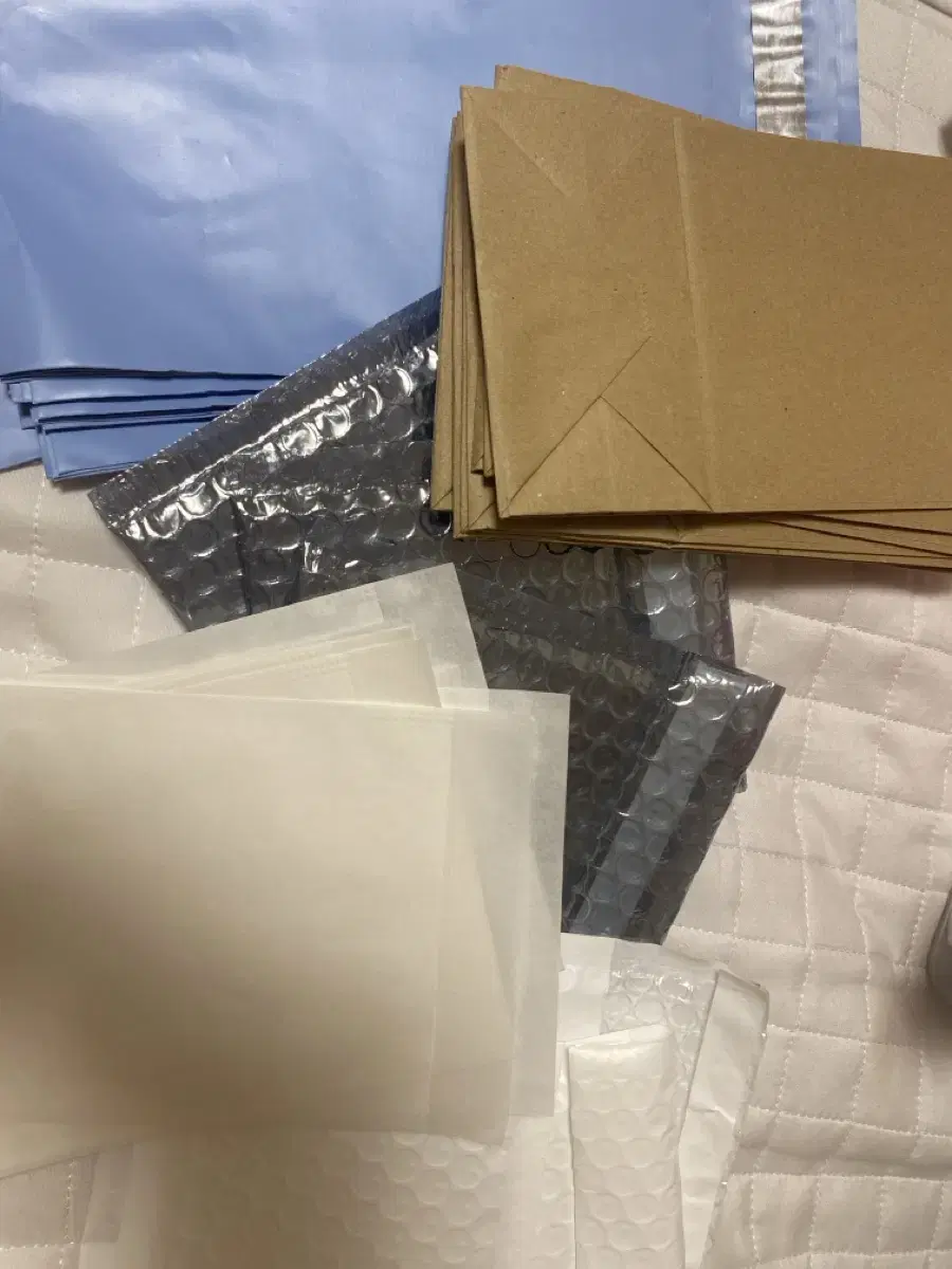 Packaging Containers Courier envelopes Ziplock bags