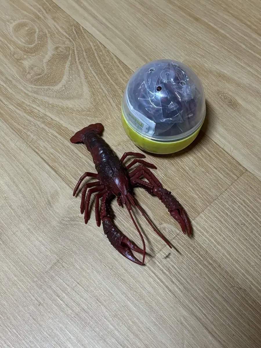 Japanese Gacha Crayfish Figures sell 