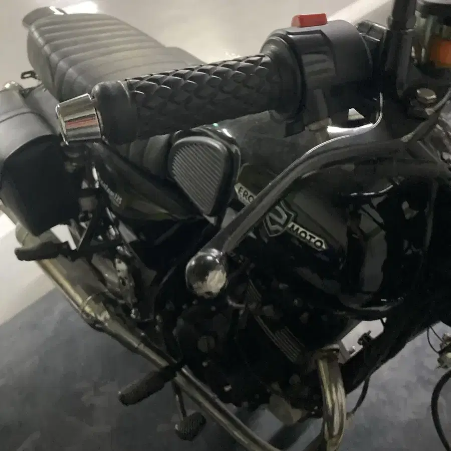 엘로이팬텀 125cc 2021년식