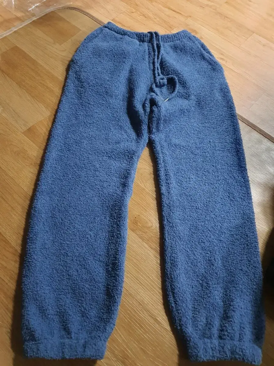 New Public Sleep Jogger Pants~105