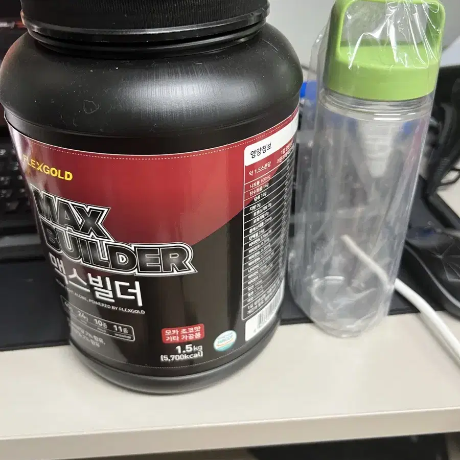 맥스빌더 프로틴 쉐이크 모카초코맛 1.5kg + 보틀