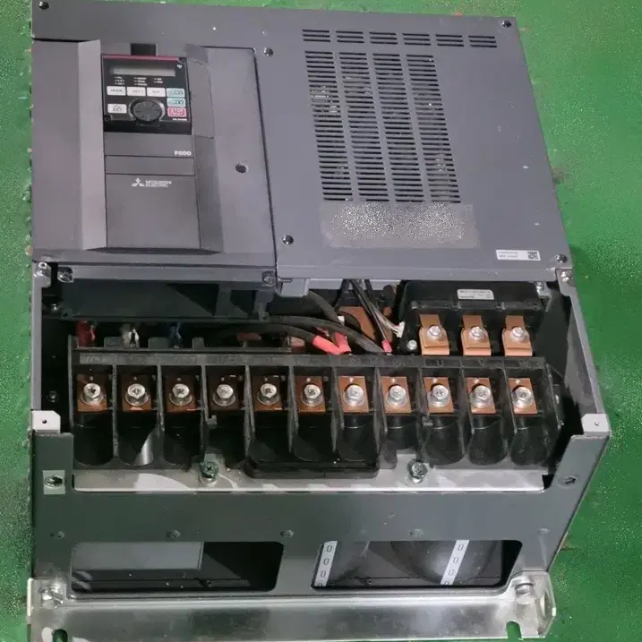 미쓰비시 FR-F840-01800-2-60 (75Kw) 100마력 인버터