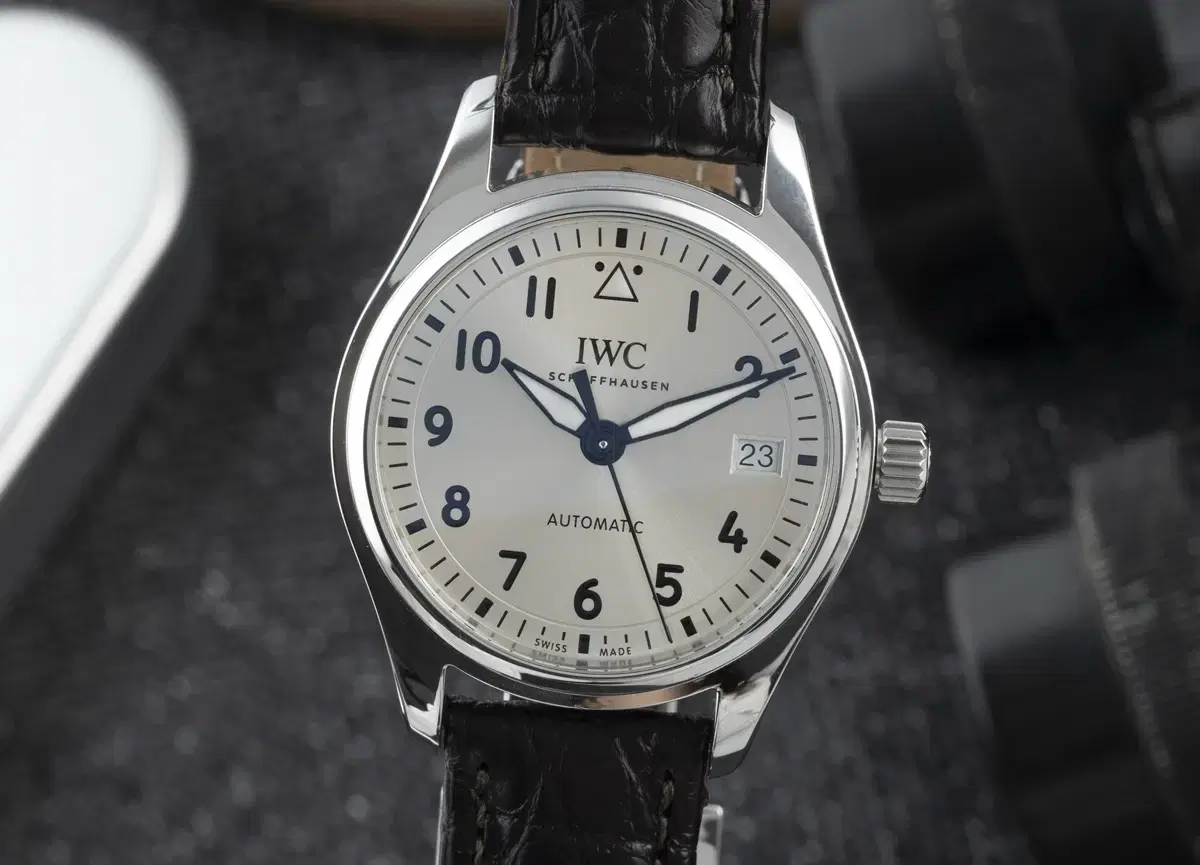 IWC 파일럿 36 - 은판 실버 (IW324007)