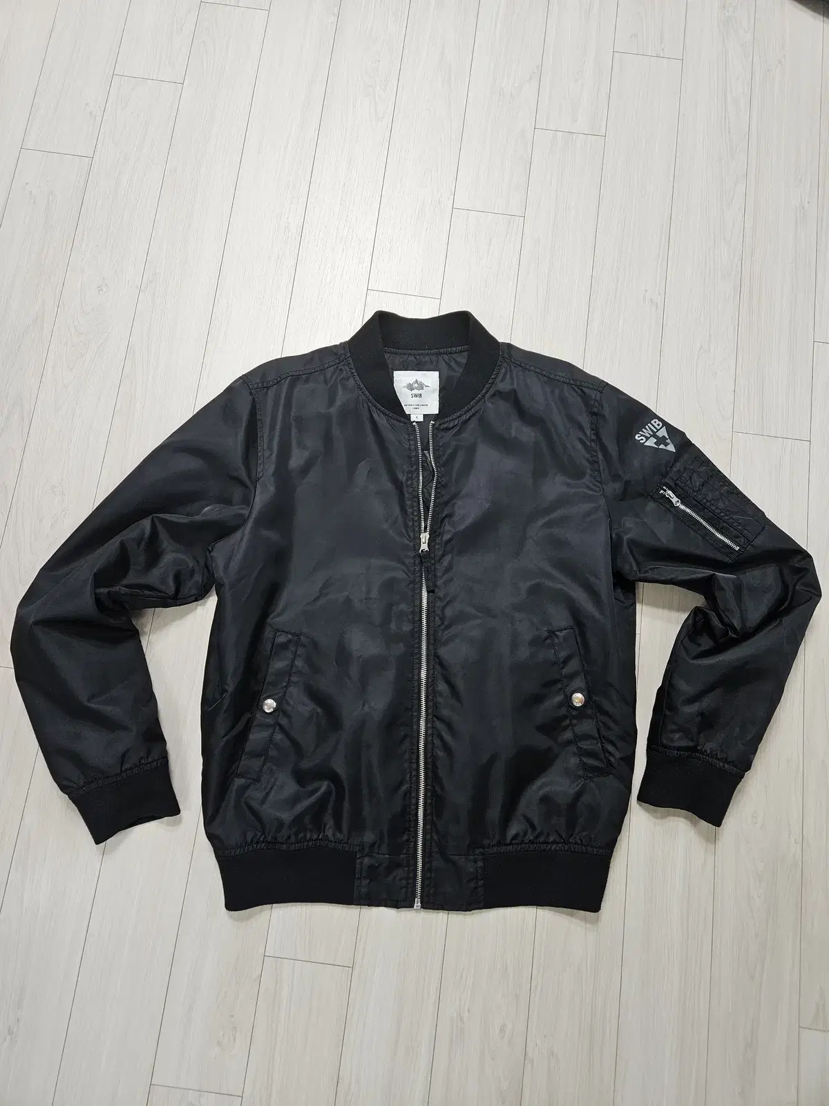 Swerve Aviation Jacket MA-1 (L) sells