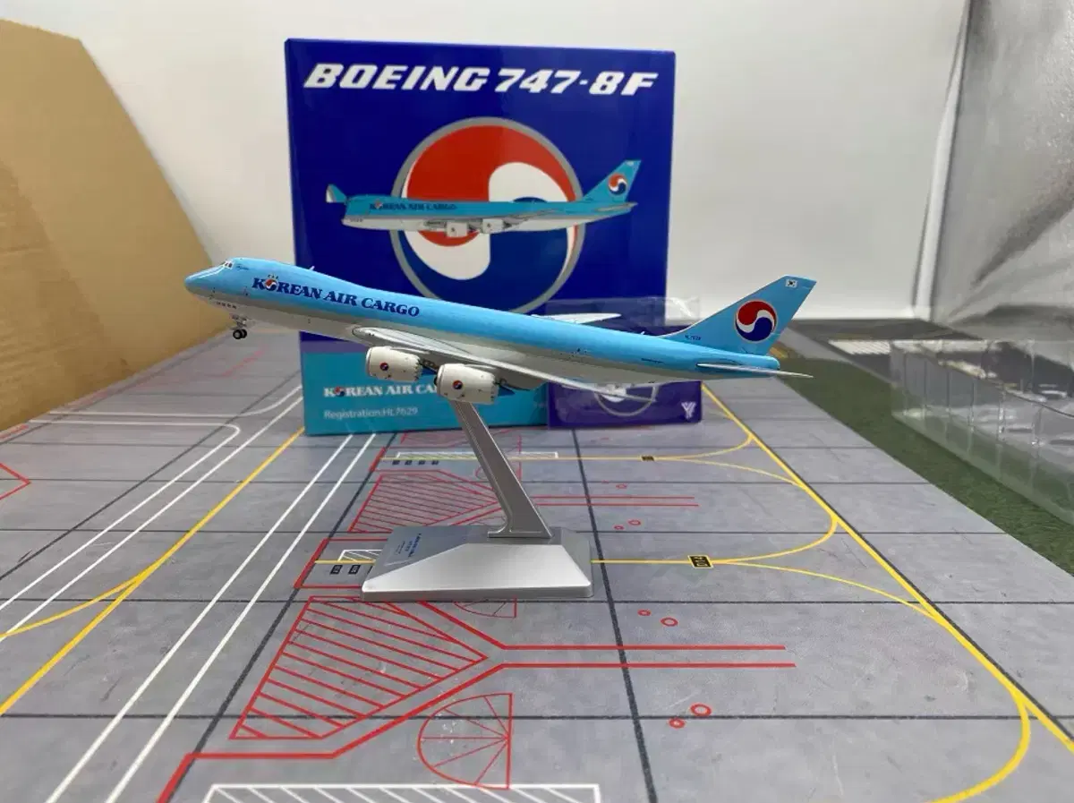 1:400 YY Wings 대한항공 B747-8i /8F 다이캐스트