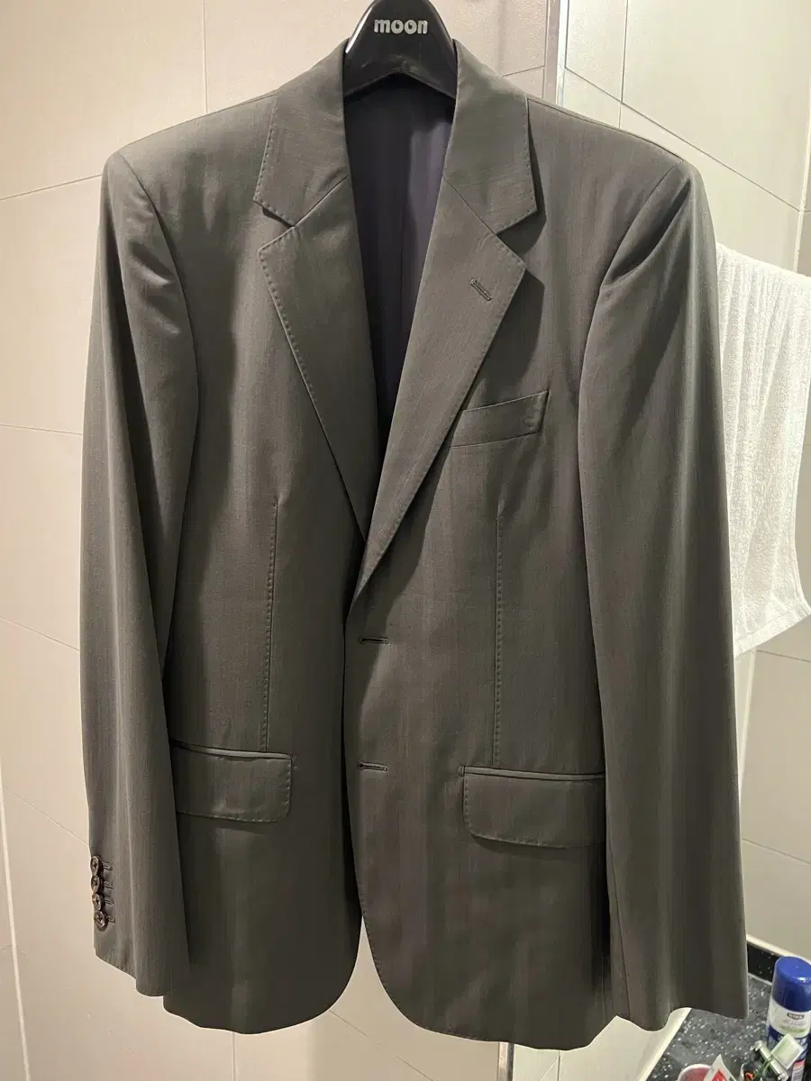 Wakomaria Zegna M