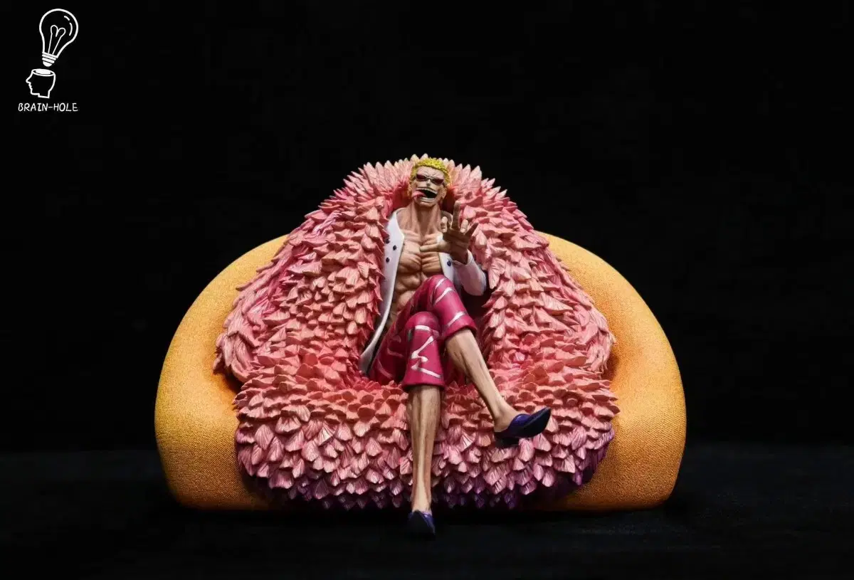 ONEPIECE Brainhole Doflamingo Resin Statue