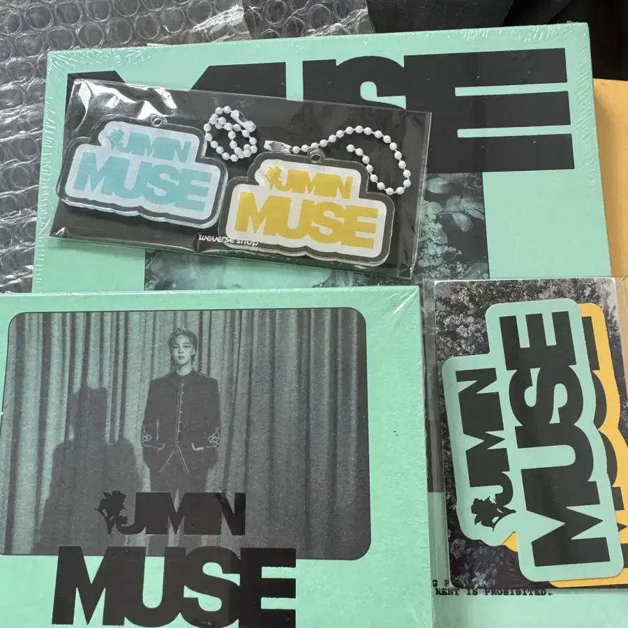 지민 뮤즈 MUSE 세트 2 앨범 + 위버스 버전+포카 포함